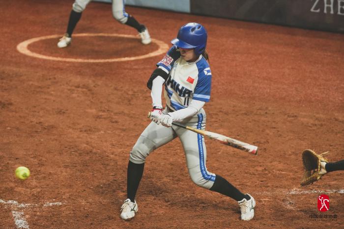 震元杯中国垒球联赛常规赛收官 四强出炉即将展