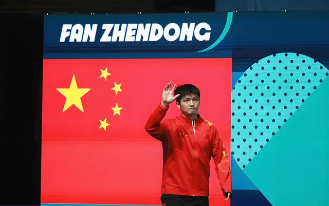 樊振东退出世乒赛却获日美高度赞誉，多领域成